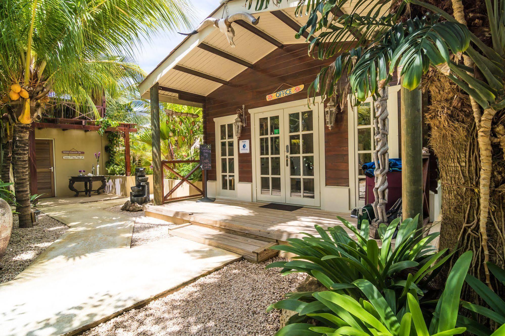 Bamboo Bonaire By Boutique Bonaire Unique Resorts クラレンダイク エクステリア 写真